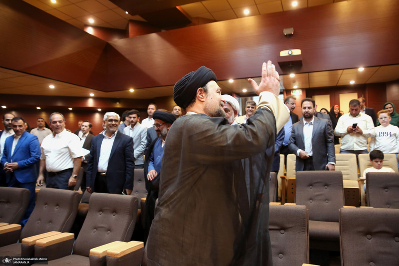 جشن میلاد امام رضا (ع) در حرم امام خمینی (س)