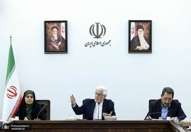 عارف: امسال باید با یک عزم ملی مسئله نقاط حادثهخیز جادهای کشور را حل کنیم/ در دیداری که با مقام معظم رهبری داشتیم ایشان درباره «پیگیری» تاکید کردند؛ ما تصمیمات بسیاری گرفتهایم، اکنون زمان «پیگیری» و «اجرا شدن» است