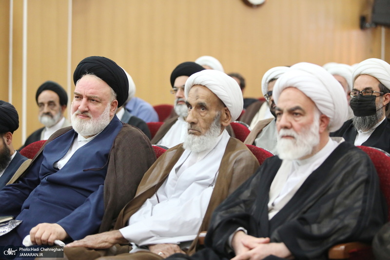 نکوداشت هفتادمین سال تالیف کتاب «منتخب الاثر فی الامام الثانی عشر» تالیف آیت الله صافی گلپایگانی (ره)