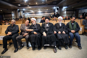 مراسم اولین ساگرد حضرت آیت الله رحمت در حرم مطهر امام خمینی (س)