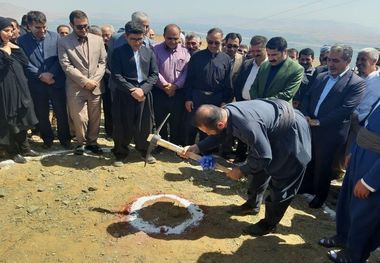 عملیات احداث و آسفالت 2 محور روستایی در اشنویه آغاز شد