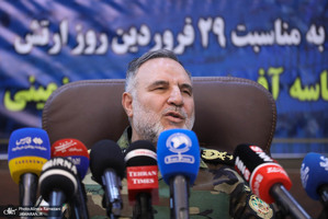 نشست خبری فرمانده نیروی زمینی ارتش