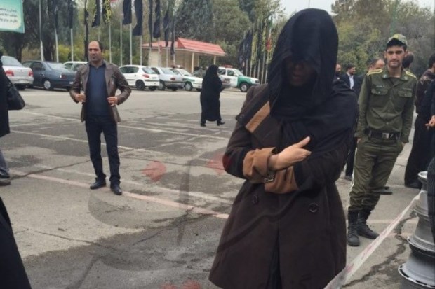 سارقان زن در مشهد به دام پلیس افتادند