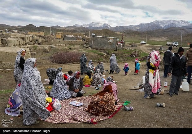 بازدید محسن رضایی از منطقه ‌زلزله‌زده سفید‌سنگ خراسان رضوی