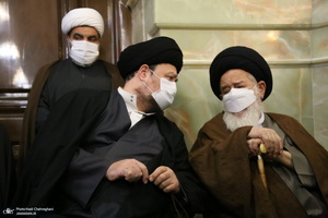 حضور مراجع و علما در مسجد امام حسن عسکری(ع) در پی ارتحال آیت الله العظمی صافی(ره)