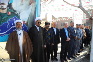 مراسم آغاز دهه فجر در بیت حضرت امام خمینی (س) در قم