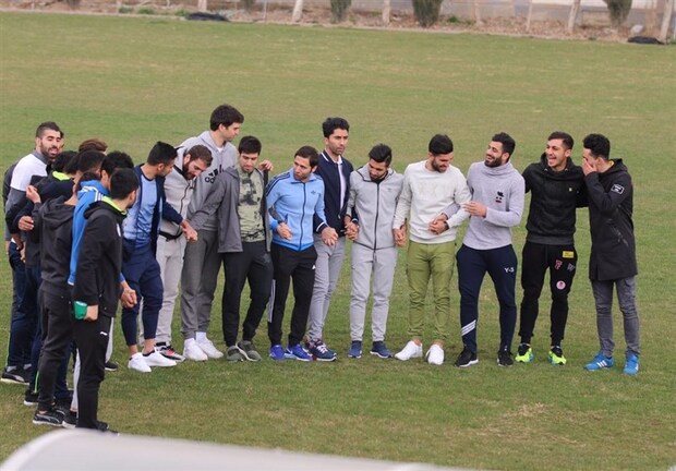 برگزاری تمرین استقلال با حضور میهمانان ویژه