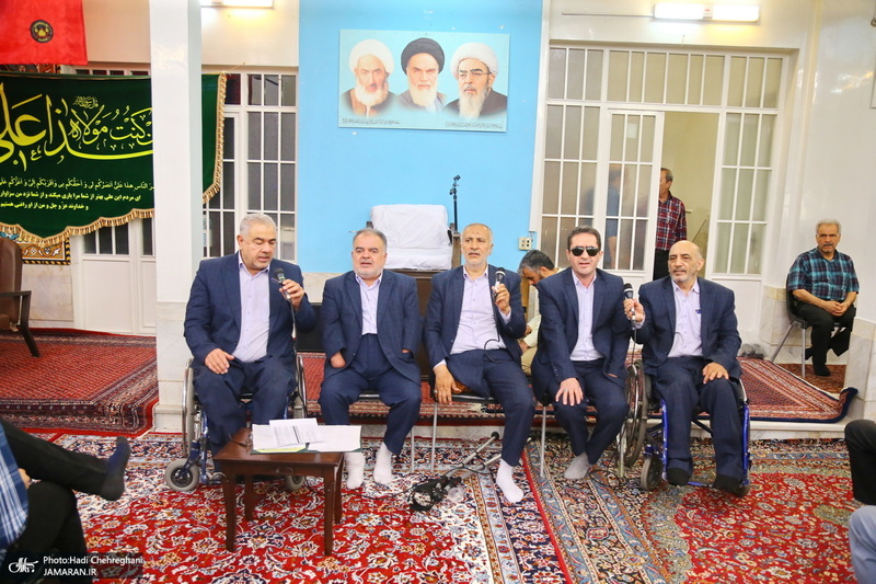 مراسم جشن عید غدیر و عمامه‌گذاری طلاب در بیت مراجع  تقلید و علما