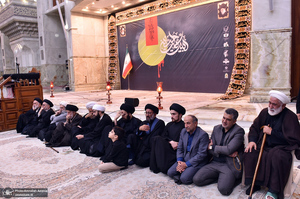 مراسم عزادارای شب عاشورا در حرم مطهر امام خمینی