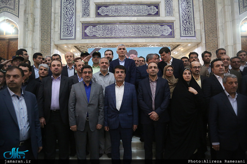 تجدید میثاق شهردار تهران و اعضای شورای شهر با آرمان های امام(س)