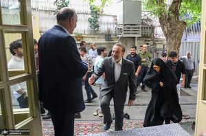 مرحله دوم انتخابات ریاست جمهوری چهاردهم در حسینیه جماران - 1