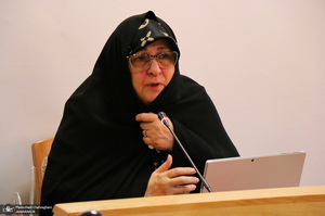 اندیشه های اخلاقی امام خمینی در شرح حدیث جنود عقل و جهل - فاطمه طباطبایی