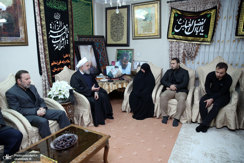 حضور رئیس جمهور در منزل شهید حاج قاسم سلیمانی