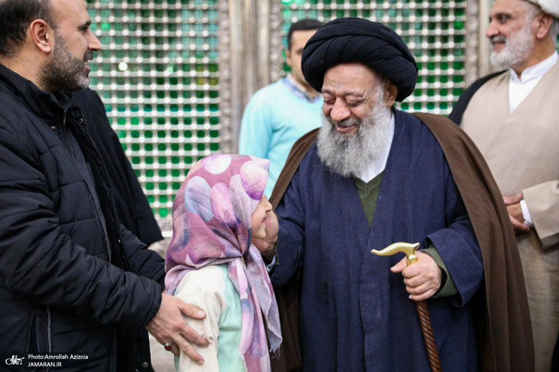 حضور آیت الله موسوی جزایری در حرم امام خمینی (س)