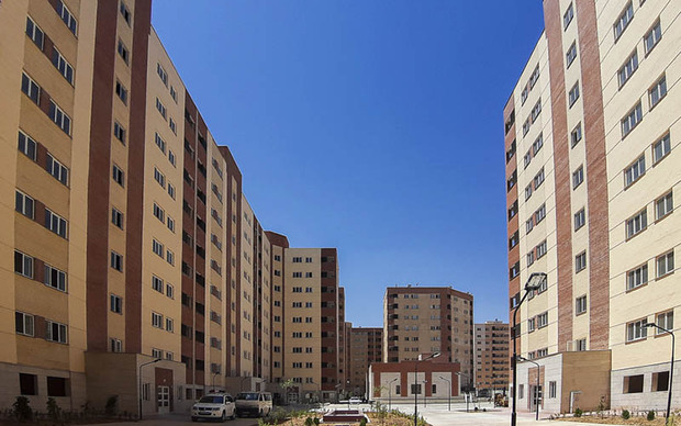 پرداخت تسهیلات ودیعه مسکن به مددجویان بهزیستی زنجان