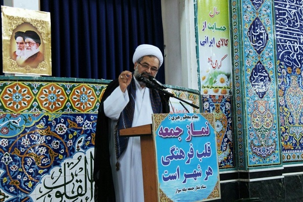 امام جمعه بیله سوار معان از خودرو سازان داخلی انتقاد کرد