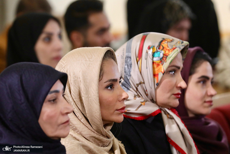 نشست رو‌نمایی کتاب در اندیشه ایران