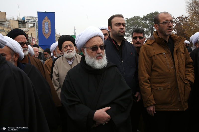 مراسم شییع و نماز