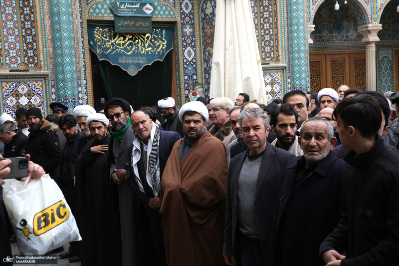 مراسم شییع و نماز