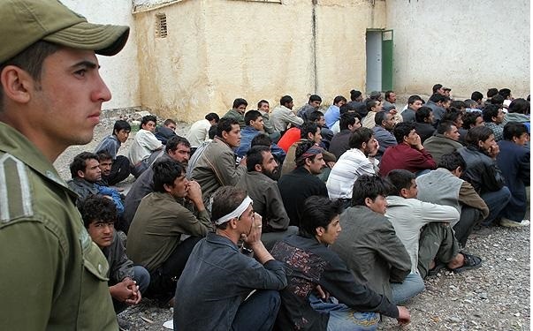 دستگیری 415 تبعه بیگانه غیرمجاز در مرزهای سراوان