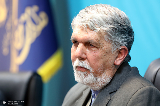 صالحی، وزیر فرهنگ: فردای ایران فردای همه ماست، با آن بازی نکنیم