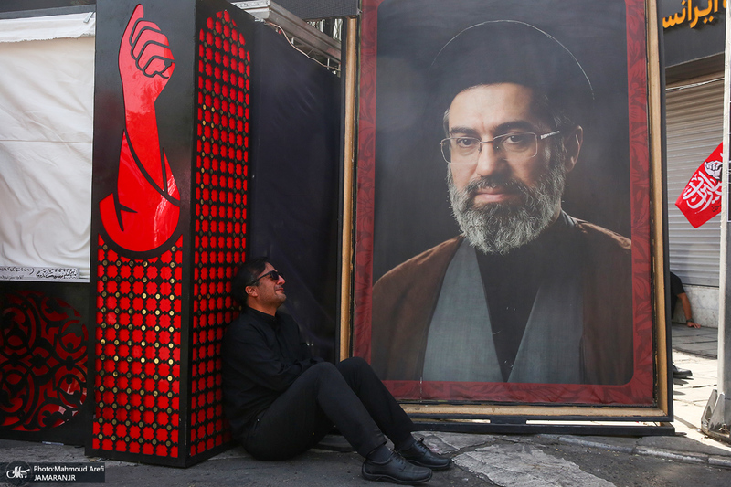 عزاداری ظهر عاشورا در جوار مقتل رهبر شهید انقلاب