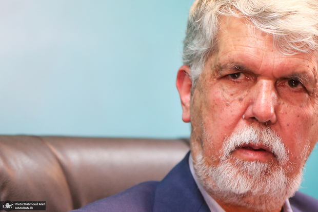 وزیر فرهنگ: چپ و راست، محجبه و غیرمحجبه؛ همه سوار یک کشتی هستیم