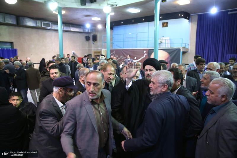 دیدار جمعی از پیشکسوتان سپاه جماران با سید حسن خمینی  1
