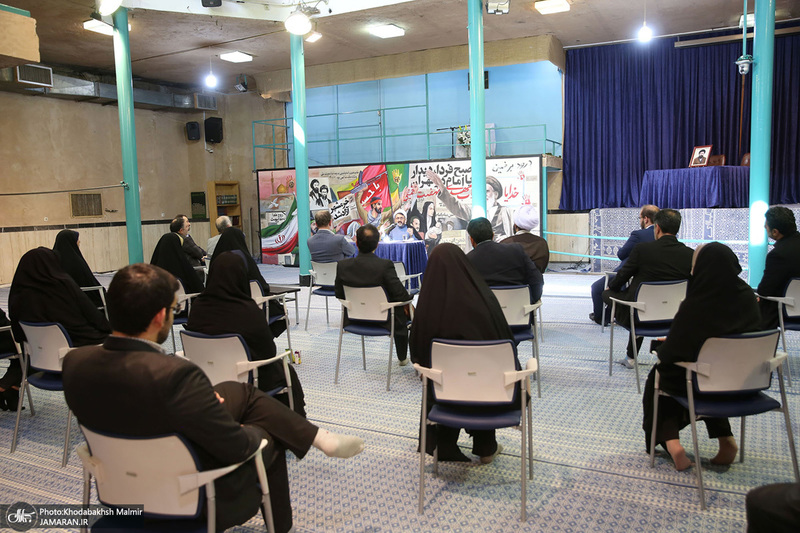 تجدید میثاق اساتید و دانشجویان پژوهشکده امام خمینی و انقلاب اسلامی با آرمان های بنیانگذار جمهوری اسلامی