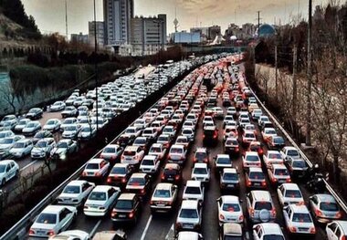 ترافیک سنگین در دو آزادراه جنوبی و شمالی منتهی به تهران