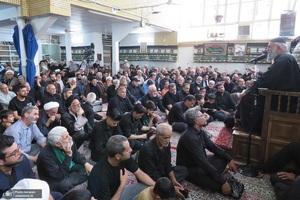 عزاداری اربعین حسینی در دفتر آیت الله العظمی صانعی (ره)