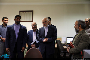 حضور رئیس سازمان انرژی اتمی در پایگاه اطلاع رسانی و خبری جماران