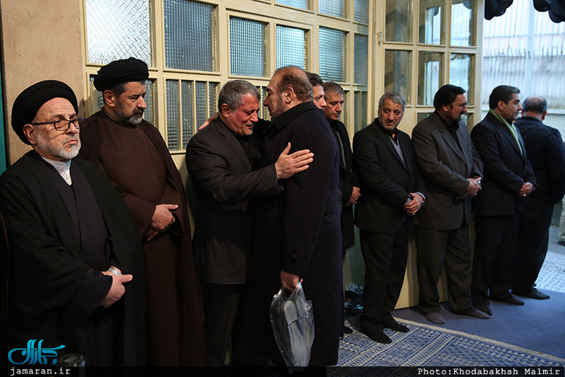 مراسم وداع با پیکر آیت الله هاشمی رفسنجانی(ره) در حسینیه جماران