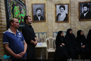 بازدید حجت الاسلام و المسلمین سید محمود دعایی از بیت امام در نجف