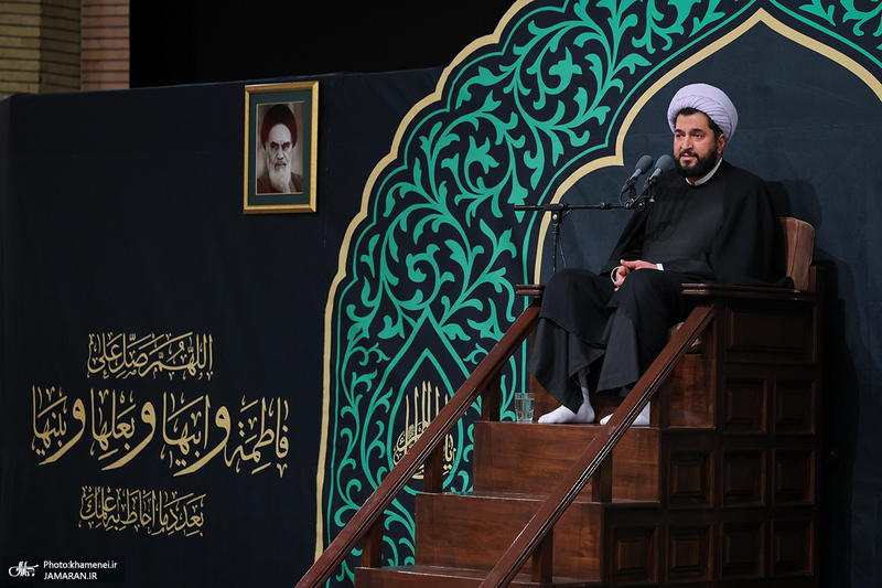 اولین شب مراسم عزاداری ایام شهادت حضرت زهرا (س) در حسینیه امام خمینی(ره)