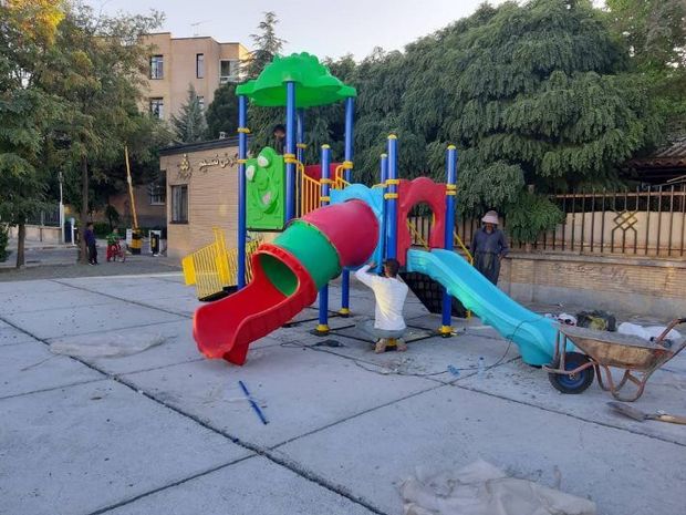 پارک های سنندج به ست ورزشی و بازی کودکان مجهز می‌شوند