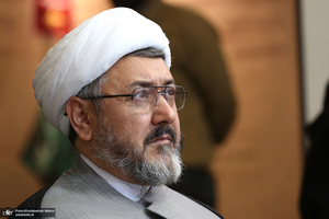 بازدید رئیس موسسه تنظیم و نشر آثار امام خمینی(س) از نمایشگاه خط خون