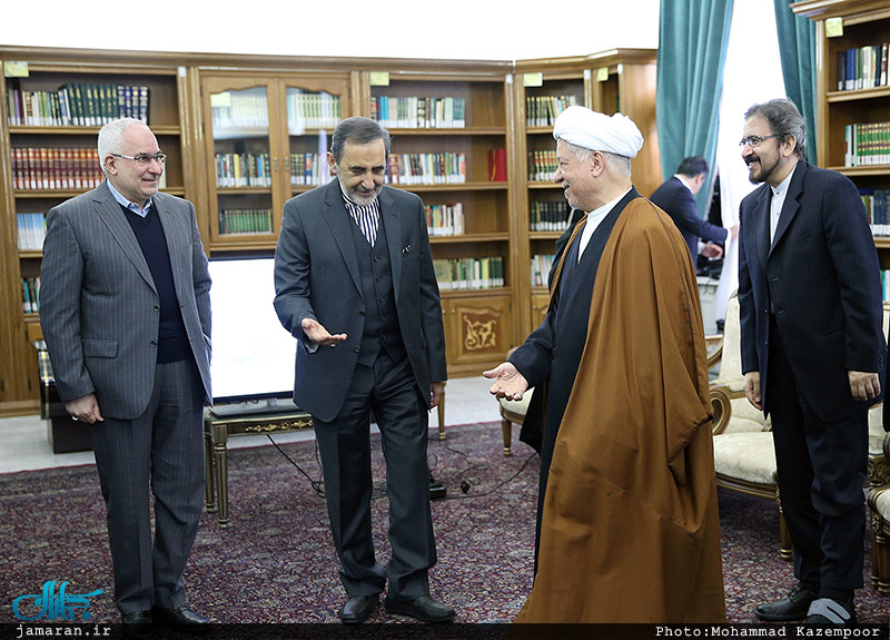 دیدار رئیس و معاونین مرکز تحقیقات استراتژیک مجمع تشخیص مصلحت نظام با آیت الله هاشمی رفسنجانی