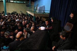 مراسم وداع با پیکر آیت الله هاشمی رفسنجانی(ره) در حسینیه جماران-4