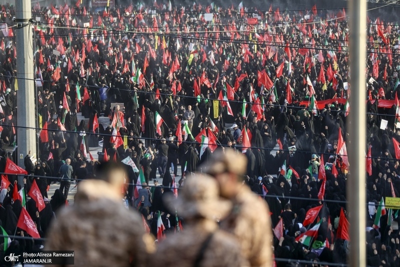 مراسم وداع با پیکر رهبر شهید