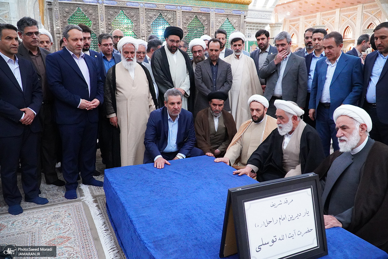 تجدید میثاق جمعی از مدیران و کارکنان بنیاد مسکن انقلاب اسلامی با آرمان های امام خمینی (س)