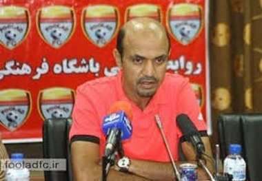 سرمربی تیم فولاد خوزستان:
در مقابل استقلال از حیثیت و اعتبار فولاد دفاع می کنیم