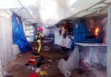 2 مصدوم در آتش‌سوزی بازارچه پونه کرج  علت حادثه در دست بررسی است