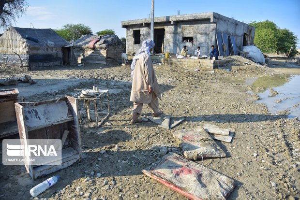 ارسال کمک‌های اهدایی دانشگاه آزاد به مناطق سیل‌زده سیستان و بلوچستان