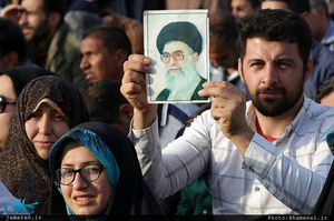 حضور و سخنرانی رهبر معظم انقلاب در اجتماع زائران و مجاوران حرم مطهر رضوی