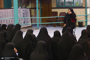 بازدید اقشار مختلف مردم از بیت امام خمینی (س) در جماران-5