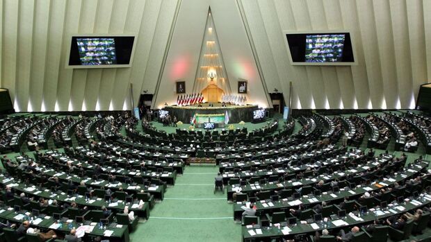 لایحه رتبه‌بندی معلمان و طرح شفافیت آرا در دستور کار این هفته مجلس