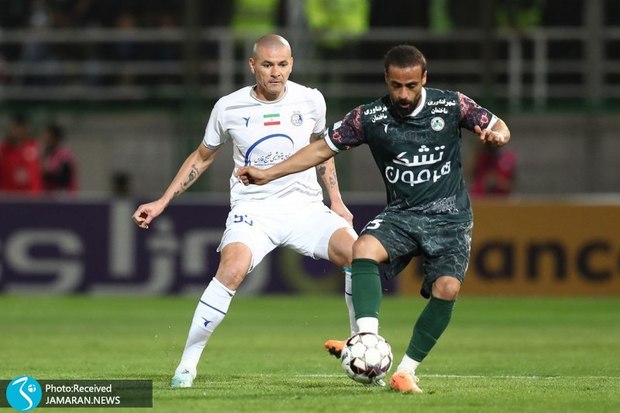 ذوب آهن 1-1 استقلال؛ آبی ها همچنان روی دور ناکامی