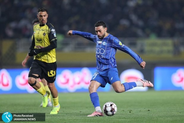 خارجی های استقلال به بازی با تراکتور می رسند؟