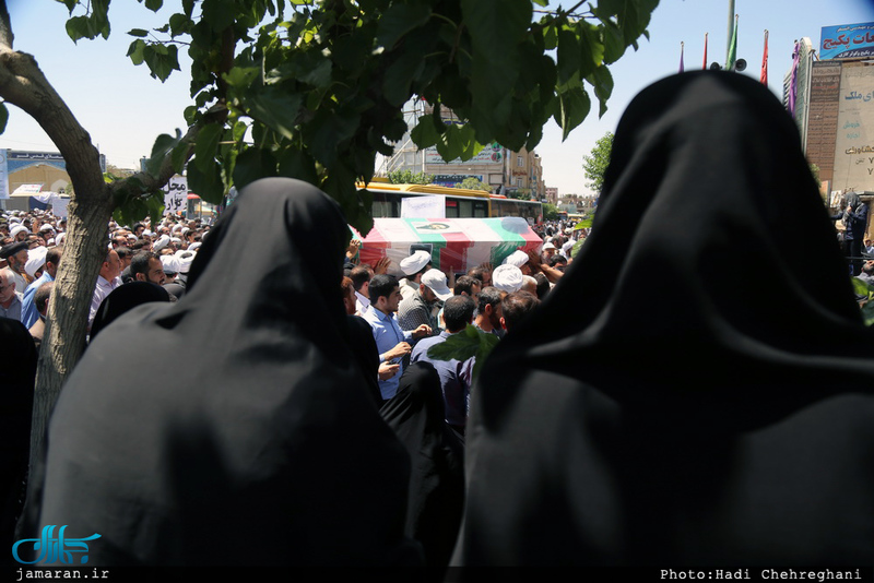 مراسم تشییع پیکر مطهر شهید حمله تروریستی اخیر حجت الاسلام تقوی در قم